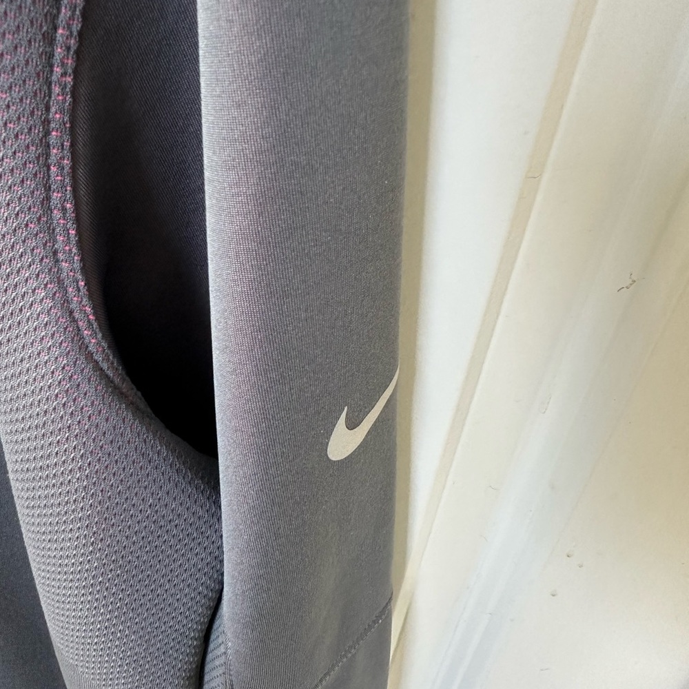 Nike Pullover - image 3